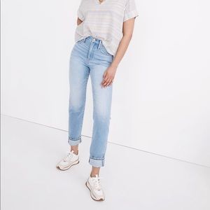 Madewell Classic Straight Jeans in Sayles Wash